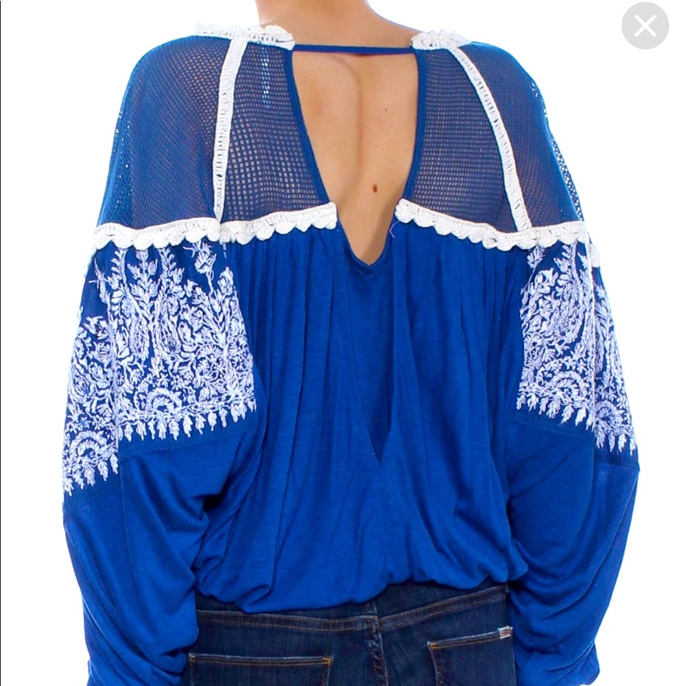 NEW! Free People Top 🎁